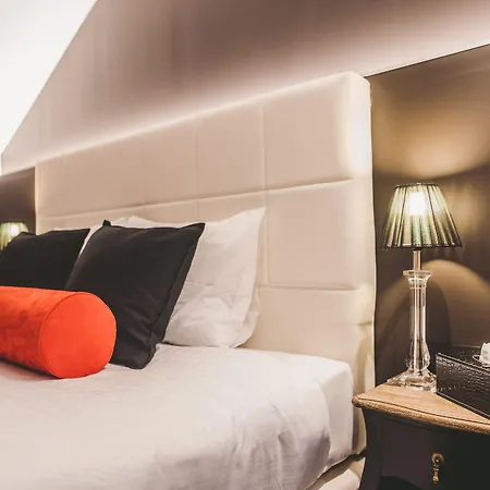 Hors-chateau - Centre Historique Szálloda 3*