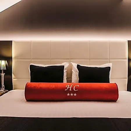 Hors-chateau - Centre Historique מלון 3*