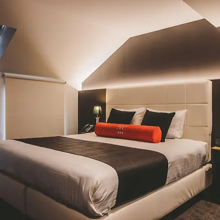 Hors-chateau - Centre Historique Hotel