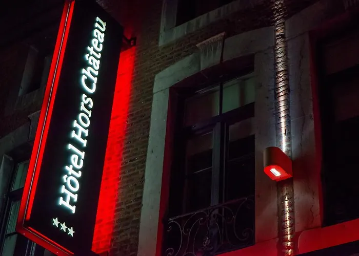 Hotel Hors-château - Centre Historique 3*