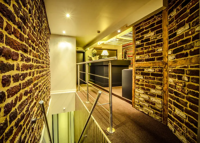 Hors-château - Centre Historique Hotel