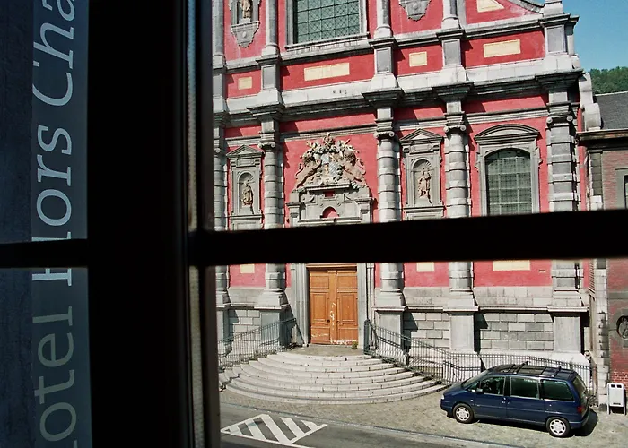 Hors-château - Centre Historique Hotel 3*