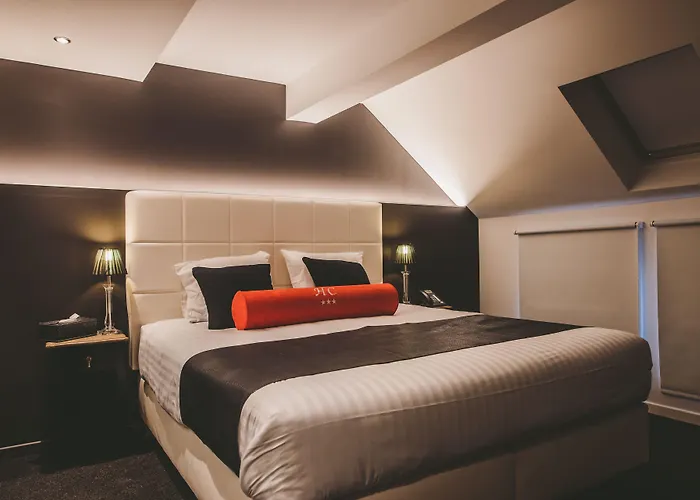 Hors-château - Centre Historique 3*