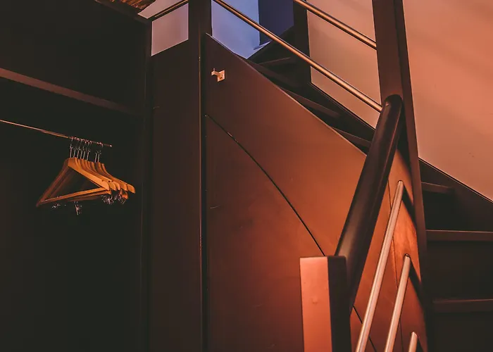 Hotel Hors-château - Centre Historique 3*