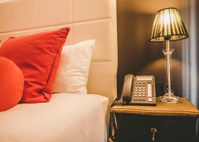 Hors-château - Centre Historique 3*