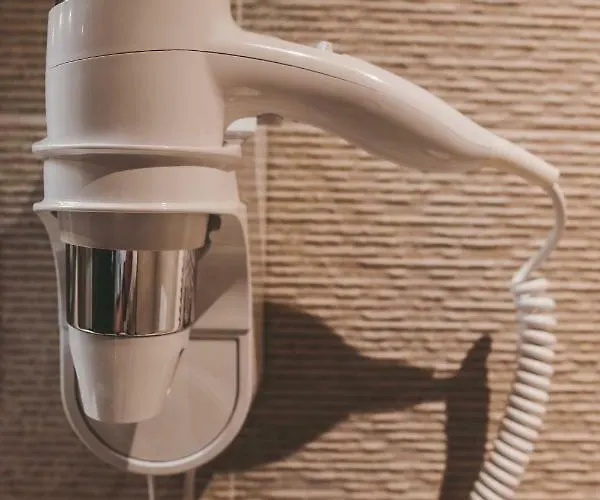 Hotel Hors-château - Centre Historique Liegi