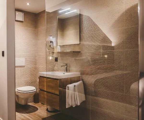 Hors-château - Centre Historique 3* Liegi