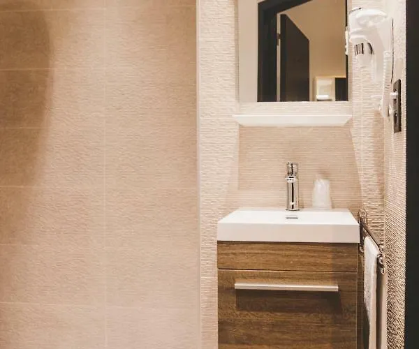 Hors-château - Centre Historique 3* Liegi